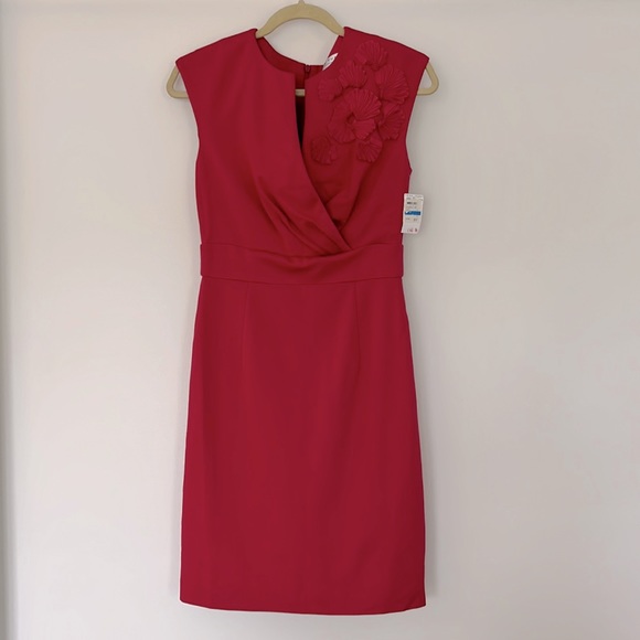 Trina Turk Dresses & Skirts - Trina Turk Ruby Sheath Dress Pleated Floral NWT | size 4